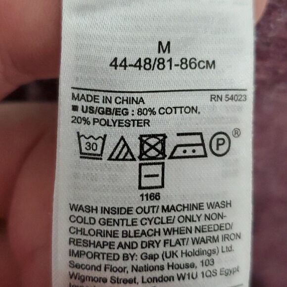 GAP medium maroon vneck long sleeve sweater - Picture 6 of 6